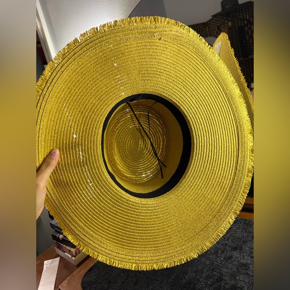 NWT Ruggine Yellow Wide Brim Frayed Edge Straw Hat Boho Sun Hat - Picture 8 of 9